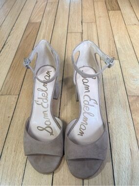 Sam Edelman nude/tan Suede Block Heel Sandals